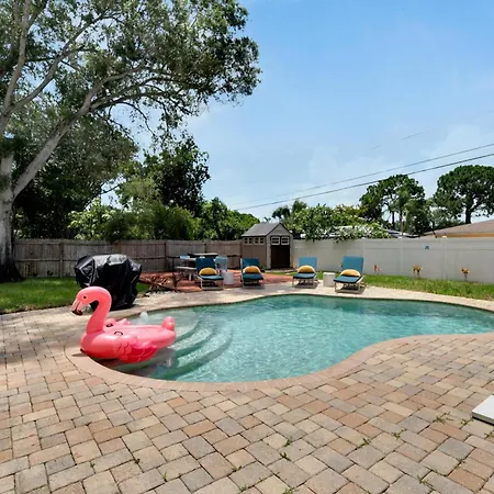 1543 Lakeview Road